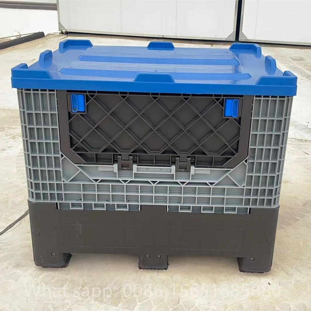Foto di grandi pallet in plastica per pallet
